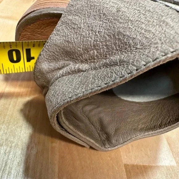 STEVEN MADDEN SLATER TAUPE HEELS SIZE 10 - Picture 7 of 8